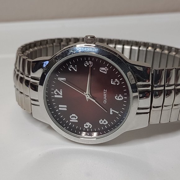 Metal Stretch Watch With Dark Red Dial - Picture 3 of 11